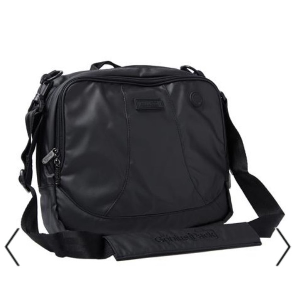 Genius pack flight bag